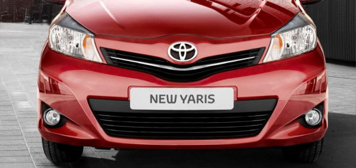 Toyota-Yaris-Front-view
