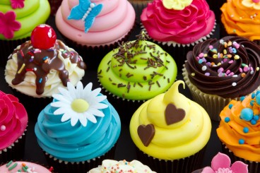 cupcake-decorating
