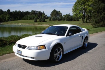 The-2000-Ford-Mustang-GT